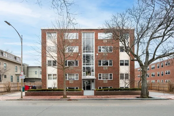 $595,000 | 269 Harvard Street, Unit 19, Cambridge, MA 02139