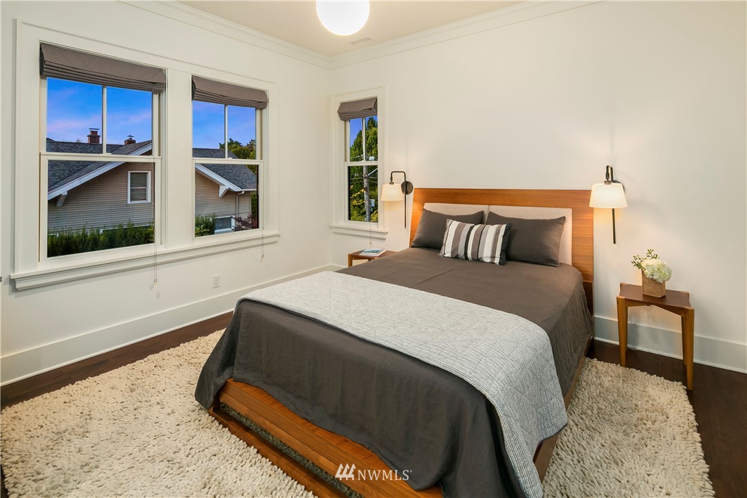 116 Howe Street Seattle, WA 98109 - Photo 16 of 36 Gallery Image 16
