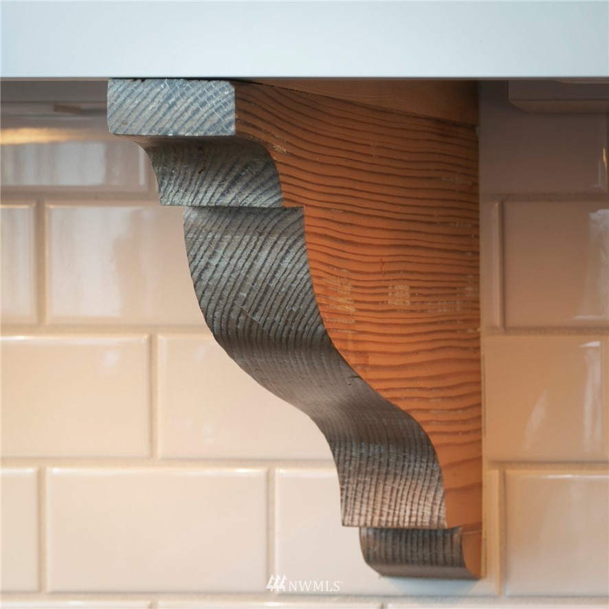 116 Howe Street Seattle, WA 98109 - Photo 29 of 36 Gallery Image 29