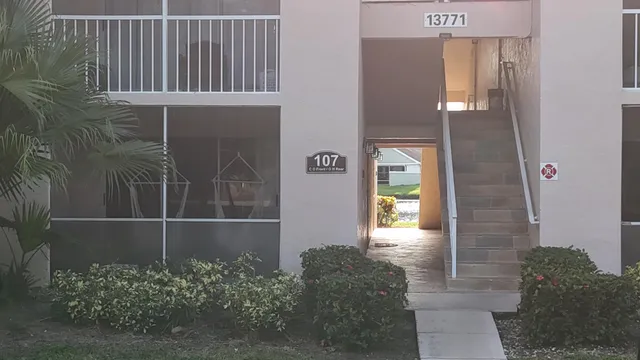$249,900 | 13771 Oneida Drive, Unit C1, Delray Beach, FL 33446