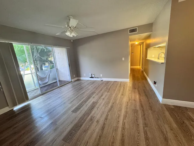 $249,900 | 13771 Oneida Drive, Unit C1, Delray Beach, FL 33446