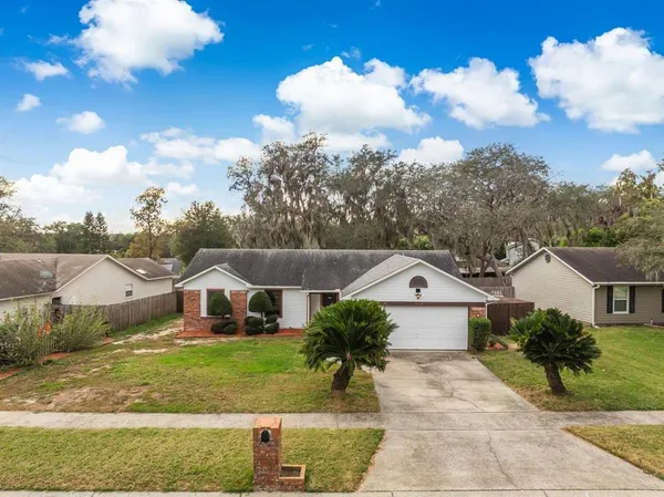 $349,990 | 1606 Prairie Lake Boulevard, Ocoee, FL 34761