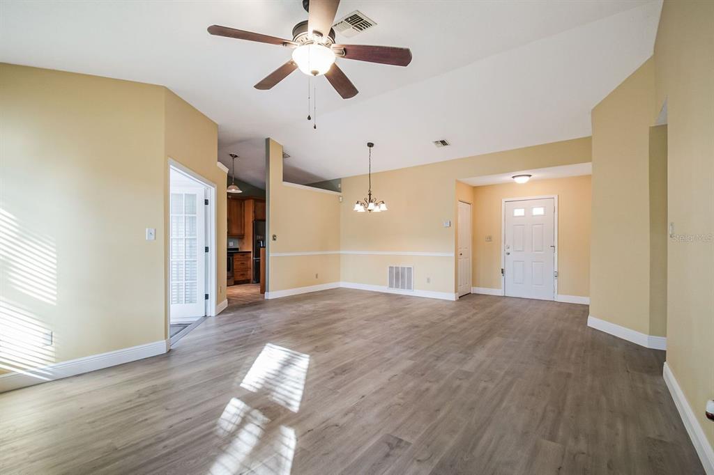 1606 Prairie Lake Boulevard Ocoee, FL 34761 - Photo 11 of 23