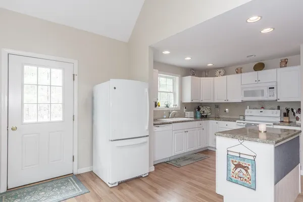 $499,000 | 439 Silver Pine Lane, Tamworth, NH 03886