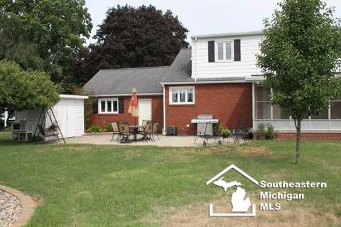 861 Ruff Drive Monroe, MI 48162 - Photo 5 of 23 21191092-4.JPG