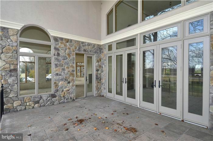 17206 Dr Bird Road Silver Spring, MD 20906 - Photo 16 of 16 Exterior (Rear) patio