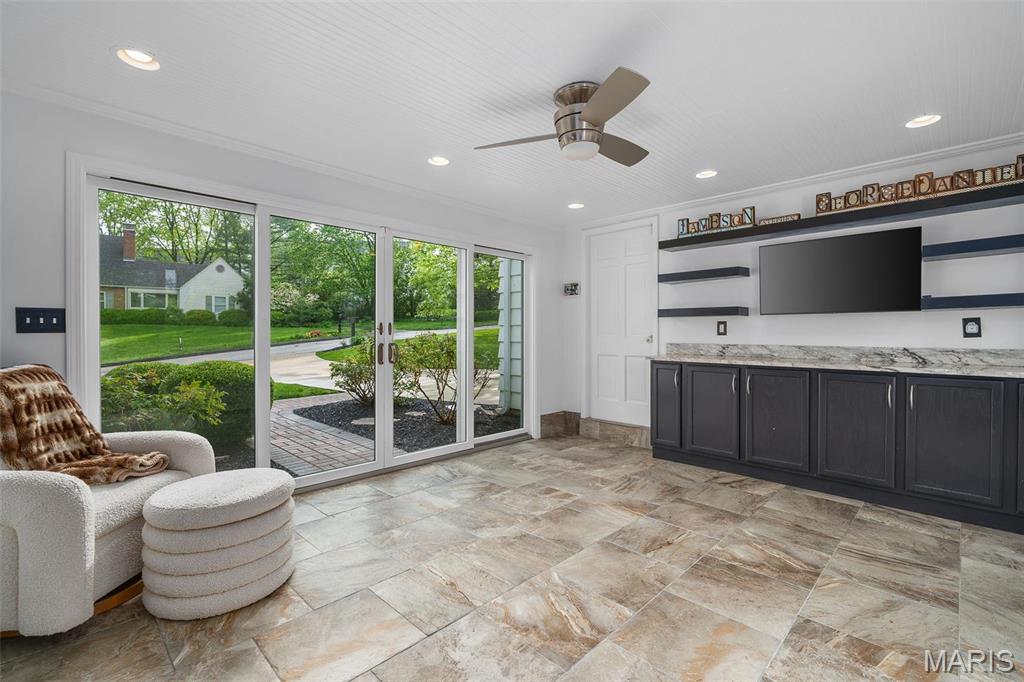 41 Frederick Lane Glendale, MO 63122 - Photo 15 of 26