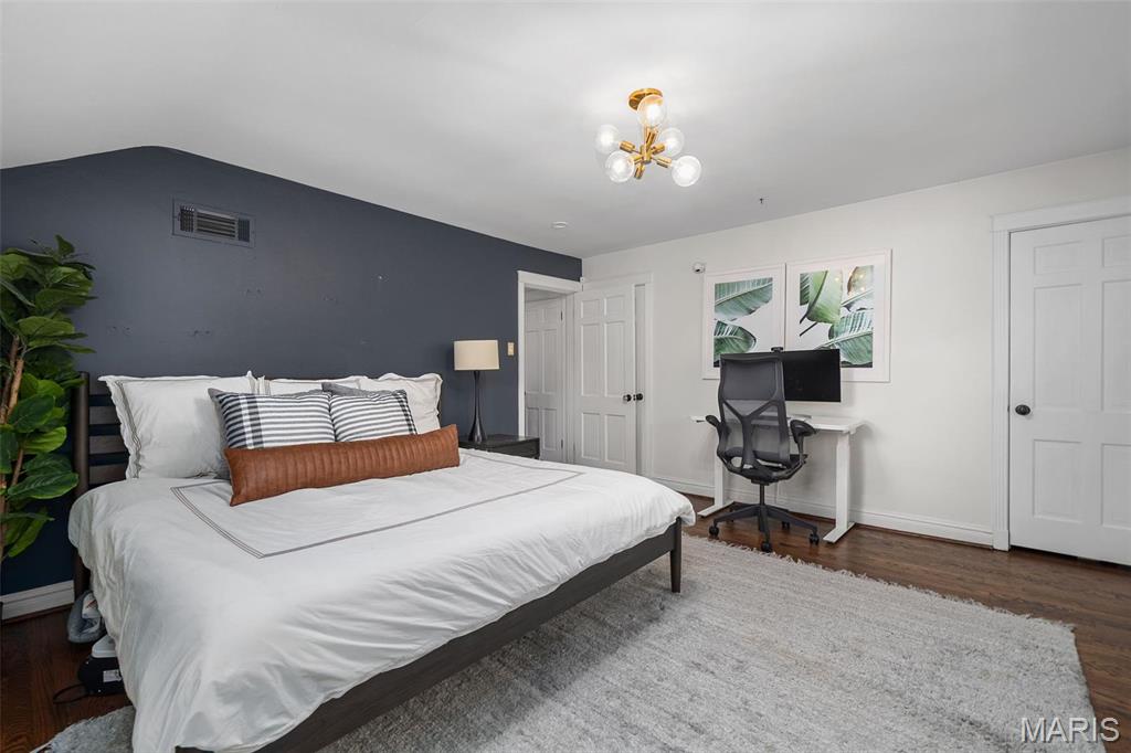 41 Frederick Lane Glendale, MO 63122 - Photo 21 of 26