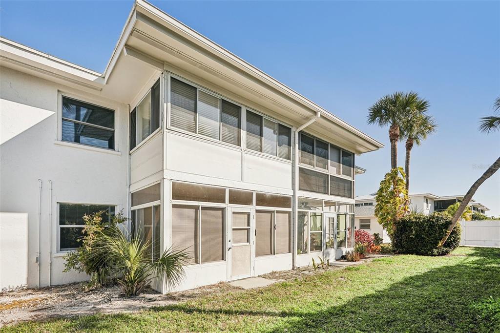 3900 Roxane Boulevard, Unit 8B Sarasota, FL 34235 - Photo 25 of 35