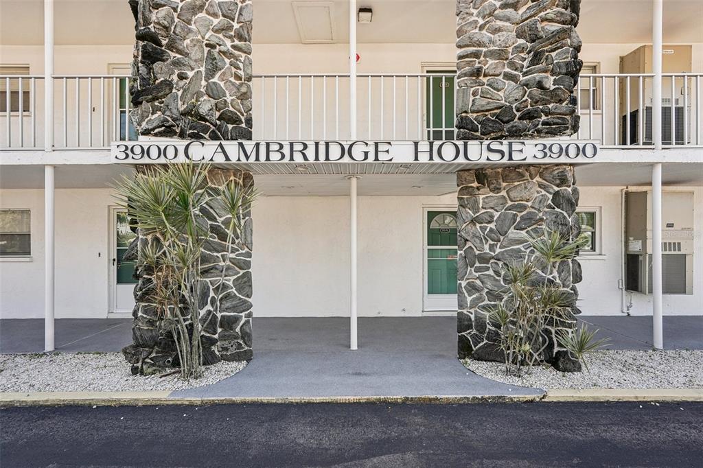 3900 Roxane Boulevard, Unit 8B Sarasota, FL 34235 - Photo 30 of 35