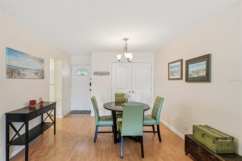 3900 Roxane Boulevard, Unit 8B Sarasota, FL 34235 - Photo 9 of 35
