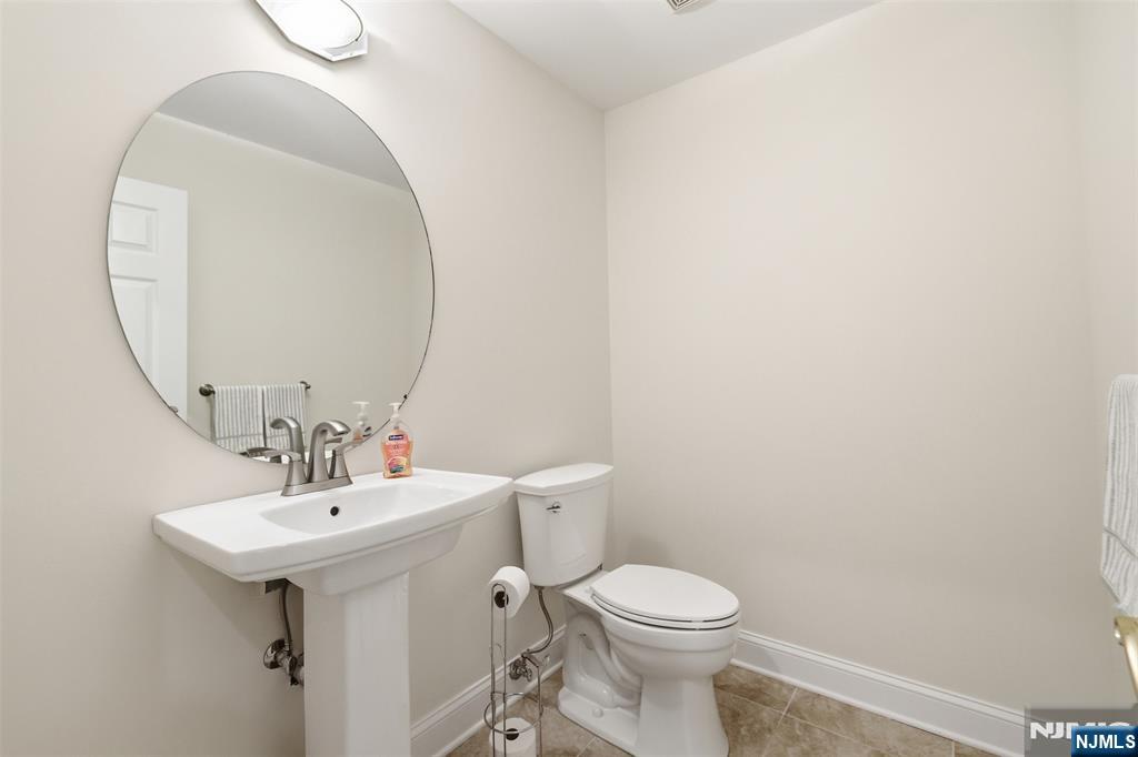 20 Indian Run Road Long Valley, NJ 07853 - Photo 27 of 50