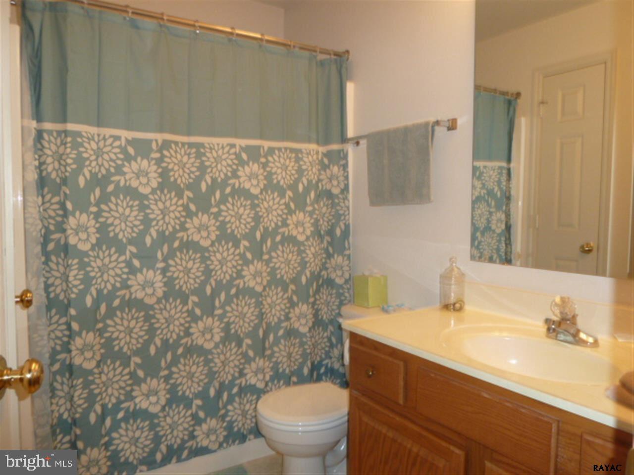 80 Olde Hickory Road Mount Wolf, PA 17347 - Photo 13 of 21 Gallery Image 13