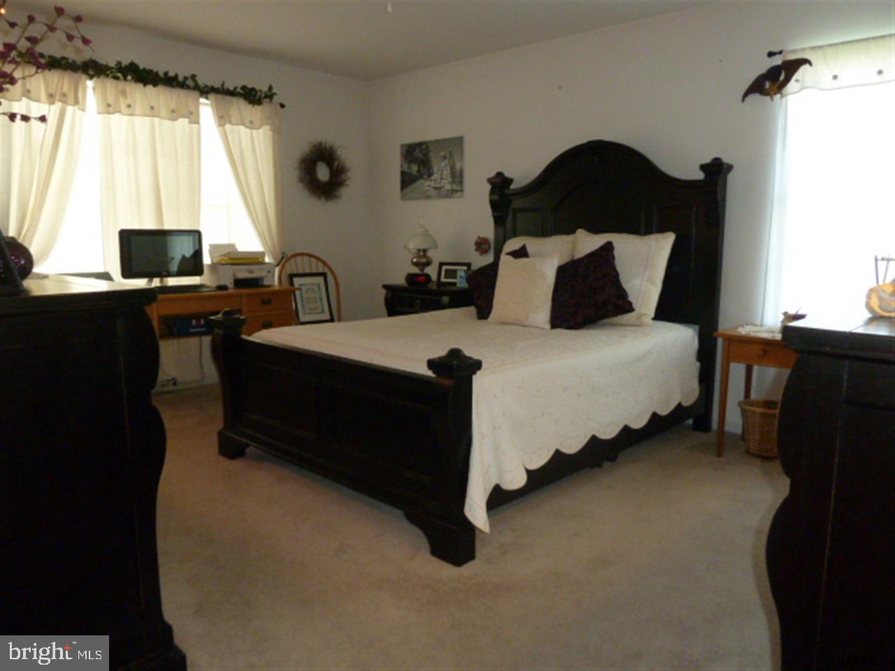 80 Olde Hickory Road Mount Wolf, PA 17347 - Photo 7 of 21 Gallery Image 7