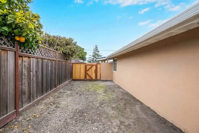 $899,950 | 27669-27669 Loyola Avenue, Hayward, CA 94545