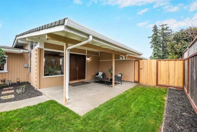 $899,950 | 27669-27669 Loyola Avenue, Hayward, CA 94545