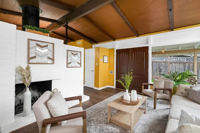 $899,950 | 27669-27669 Loyola Avenue, Hayward, CA 94545