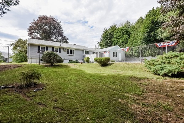 4 Governors Road Groveland, MA 01834 - Photo 26 of 28 Gallery Image 26