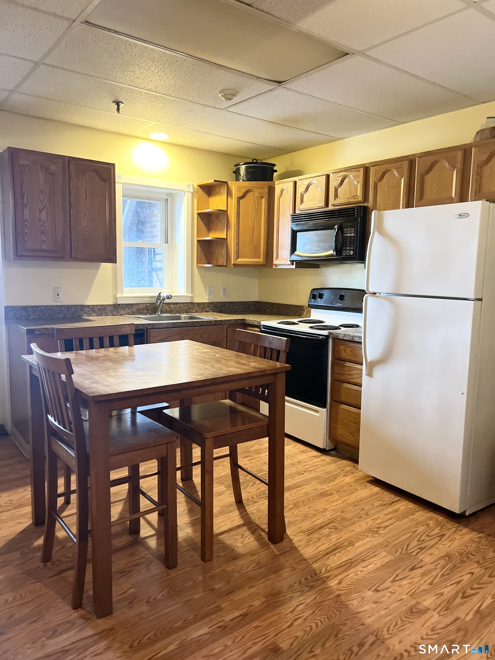 696 Main Street Middletown, CT 06457 - Photo 5 of 6