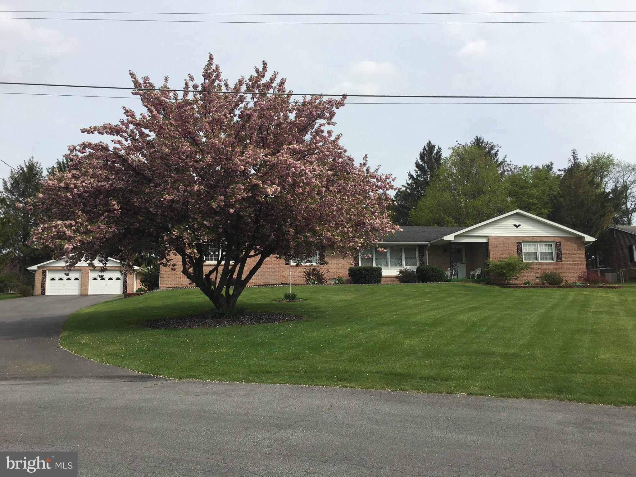 10 Spaniel Road Martinsburg, WV 25404 - Photo 1 of 30 Exterior (Front)