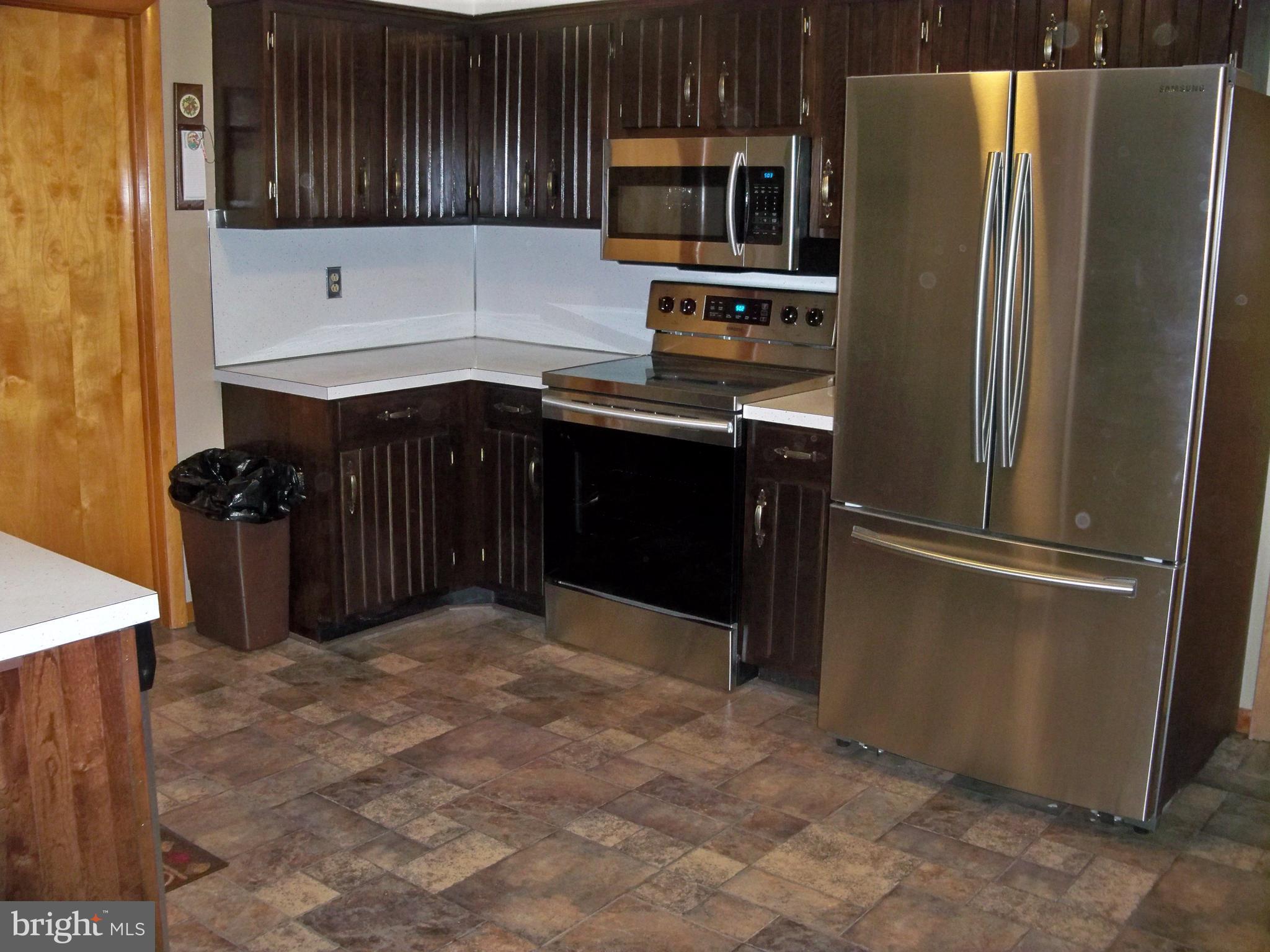 10 Spaniel Road Martinsburg, WV 25404 - Photo 6 of 30 Kitchen