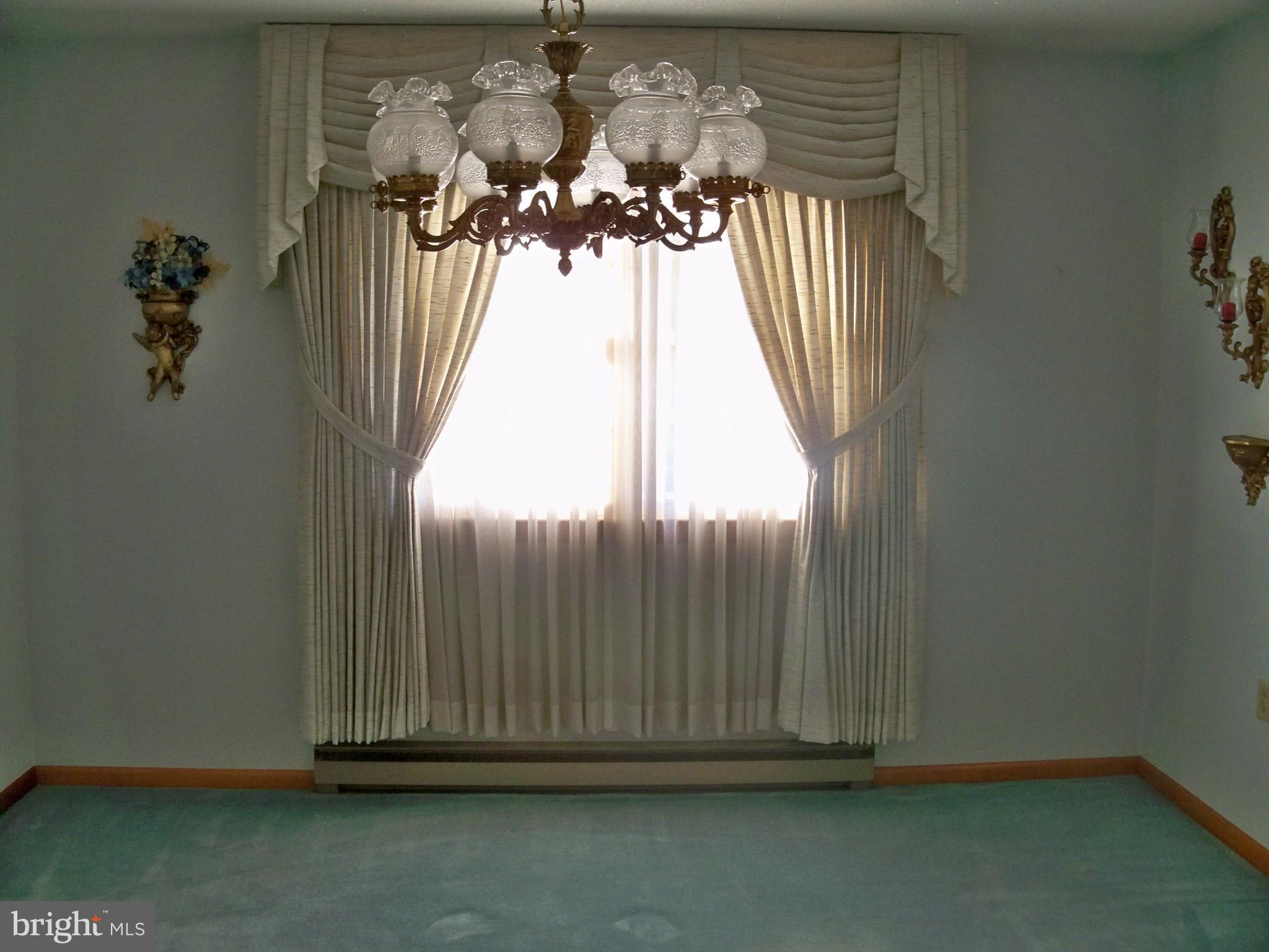 10 Spaniel Road Martinsburg, WV 25404 - Photo 8 of 30 Dining Room
