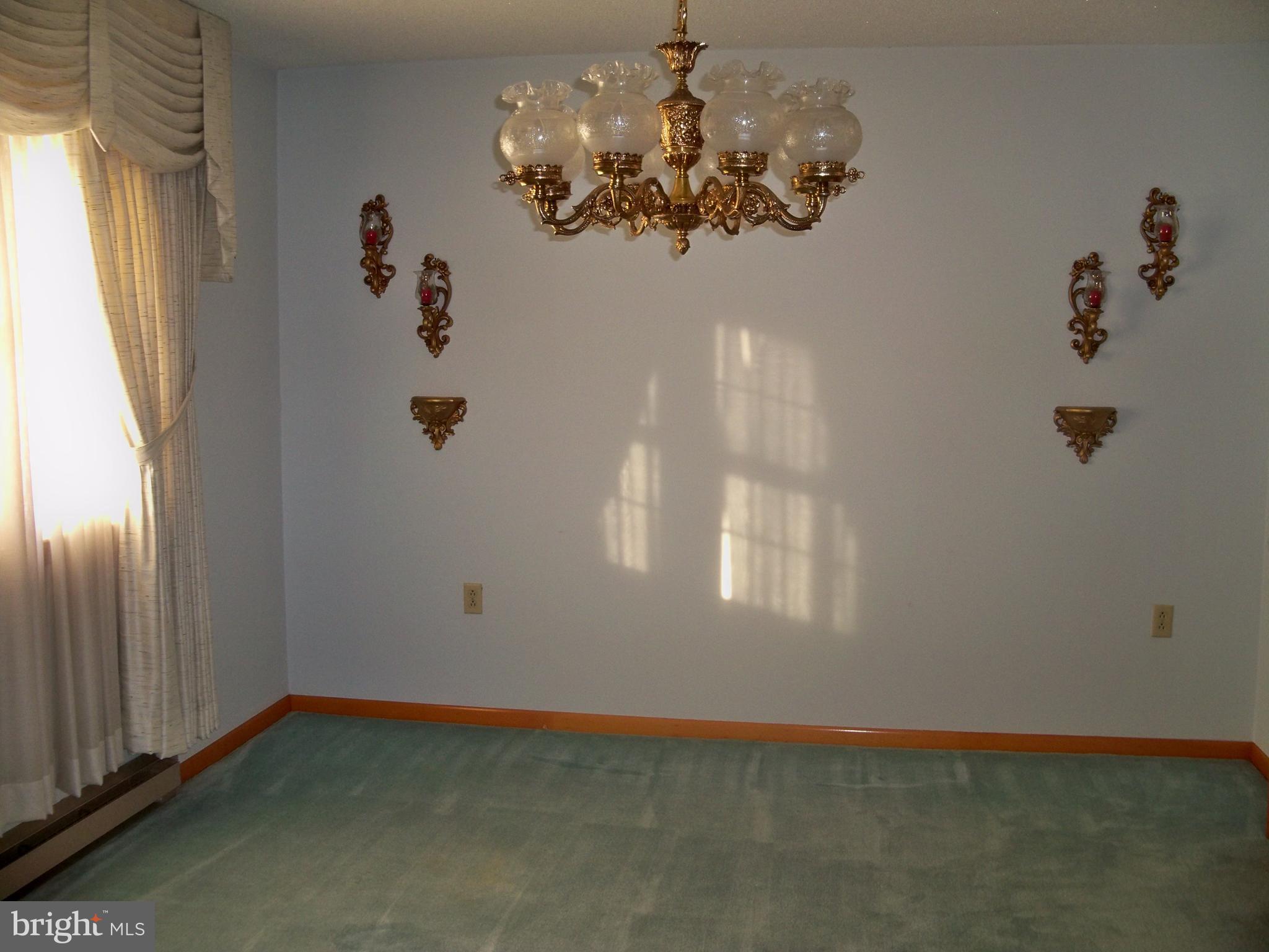 10 Spaniel Road Martinsburg, WV 25404 - Photo 9 of 30 Dining Room
