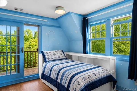 $5,695,000 | 160 Sound Drive, Greenport, NY 11944