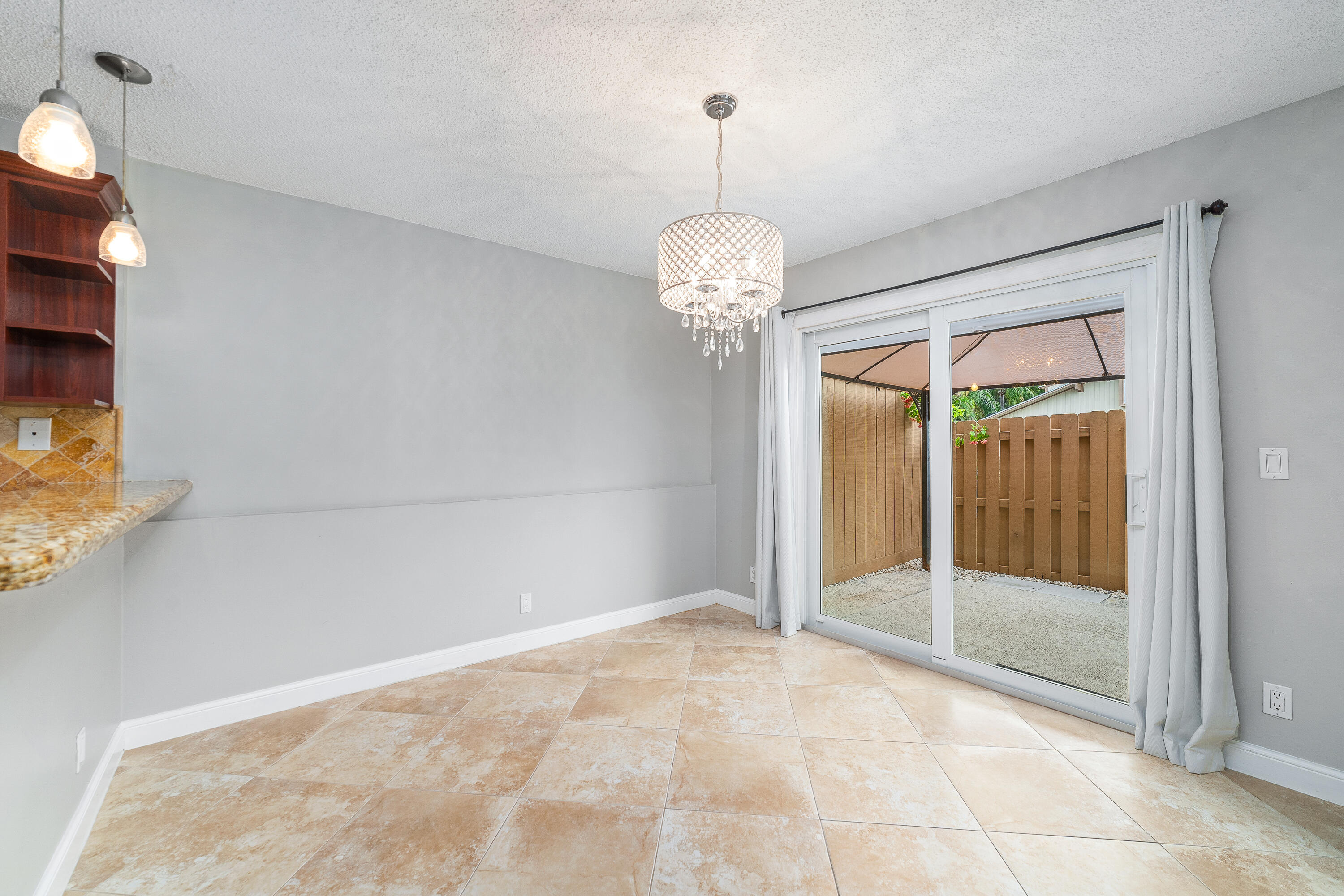 333 Maplecrest Circle Jupiter, FL 33458 - Photo 17 of 44 _DSC0013