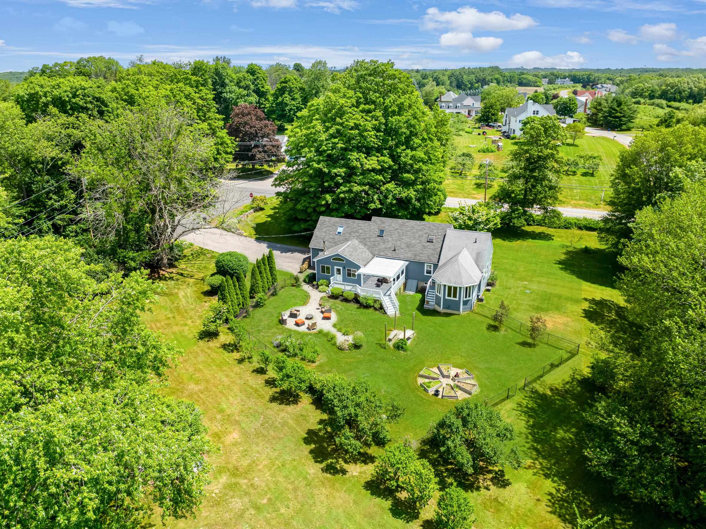 2 Sanborn Road Hampton Falls, NH 03844 - Photo 3 of 39