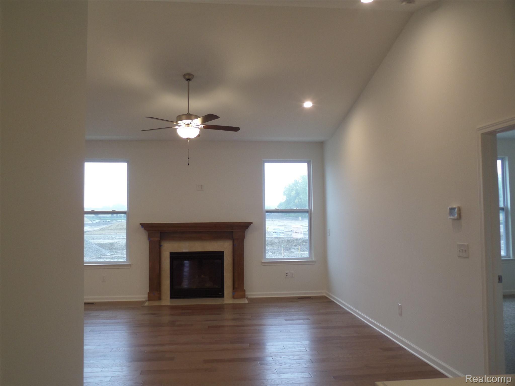 23863 Ravenswood Road Macomb, MI 48042 - Photo 13 of 33 SAM_3770.JPG