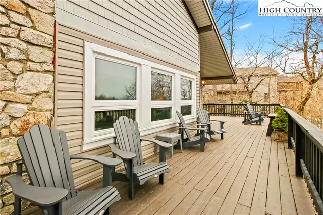 $640,000 | 106 Kick Turn Lane, Beech Mountain, NC 28604