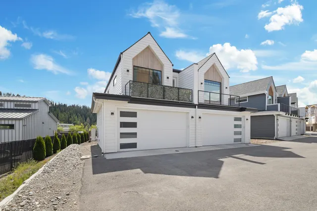 $894,900 | 2418 North Atlas Road, Coeur D'Alene, ID 83814