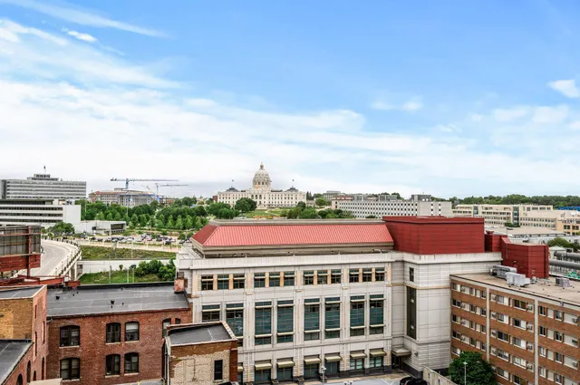 $159,000 | 26 West 10th Street, Unit 1108, St. Paul, MN 55102