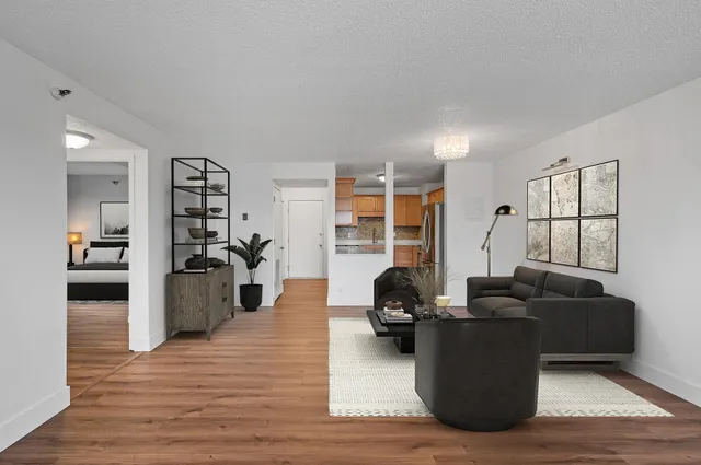 $159,000 | 26 West 10th Street, Unit 1108, St. Paul, MN 55102