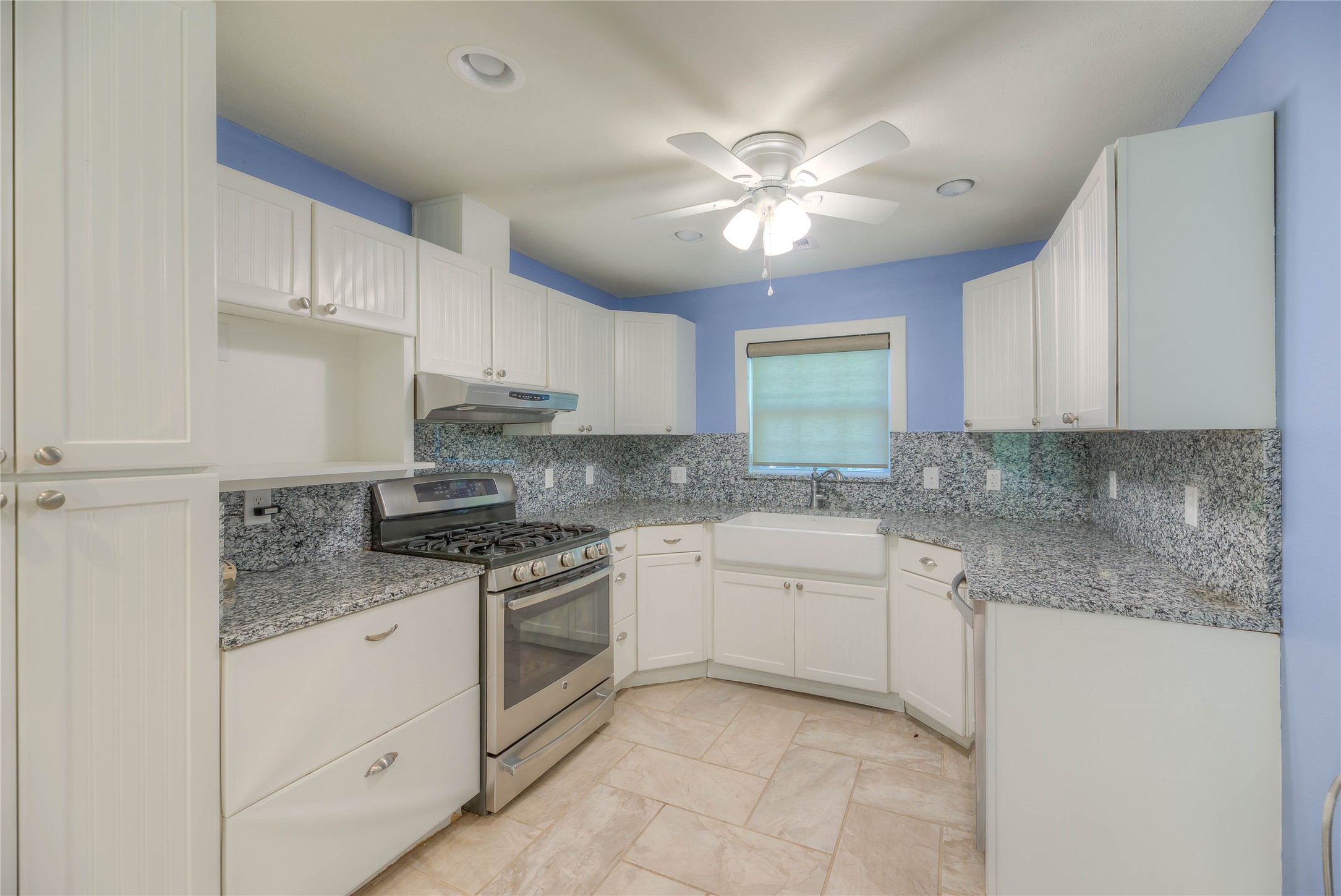 641 Red Clover Livingston, TX 77351 - Photo 17 of 43