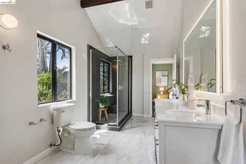 $1,495,000 | 6281 Aspinwall Road, Oakland, CA 94611