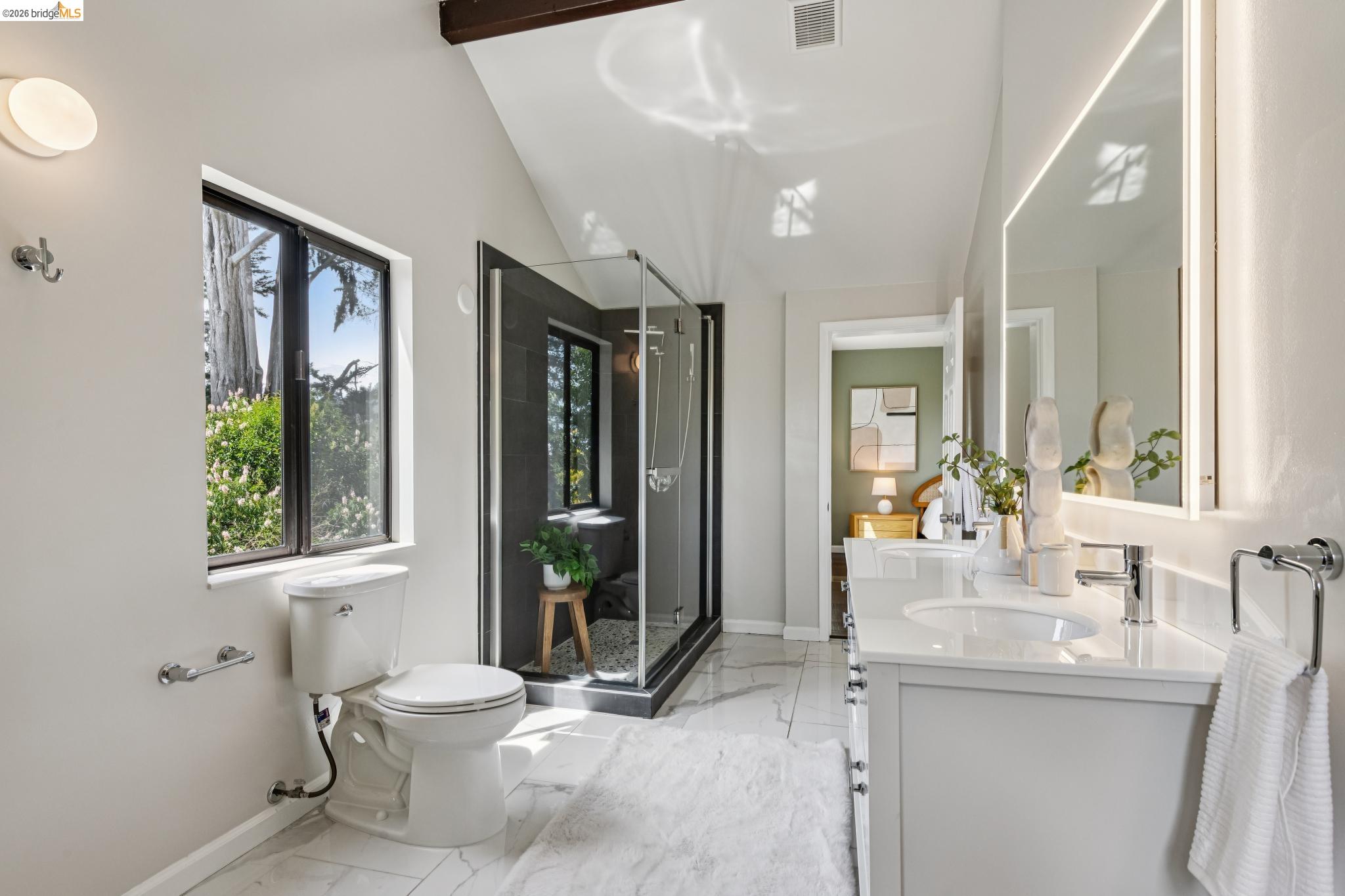 6281 Aspinwall Road Oakland, CA 94611 - Photo 47 of 71