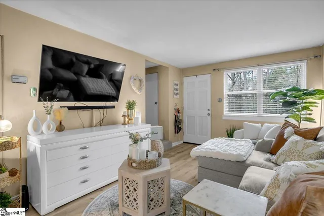 $234,900 | 26 Faris Circle, Greenville, SC 29605