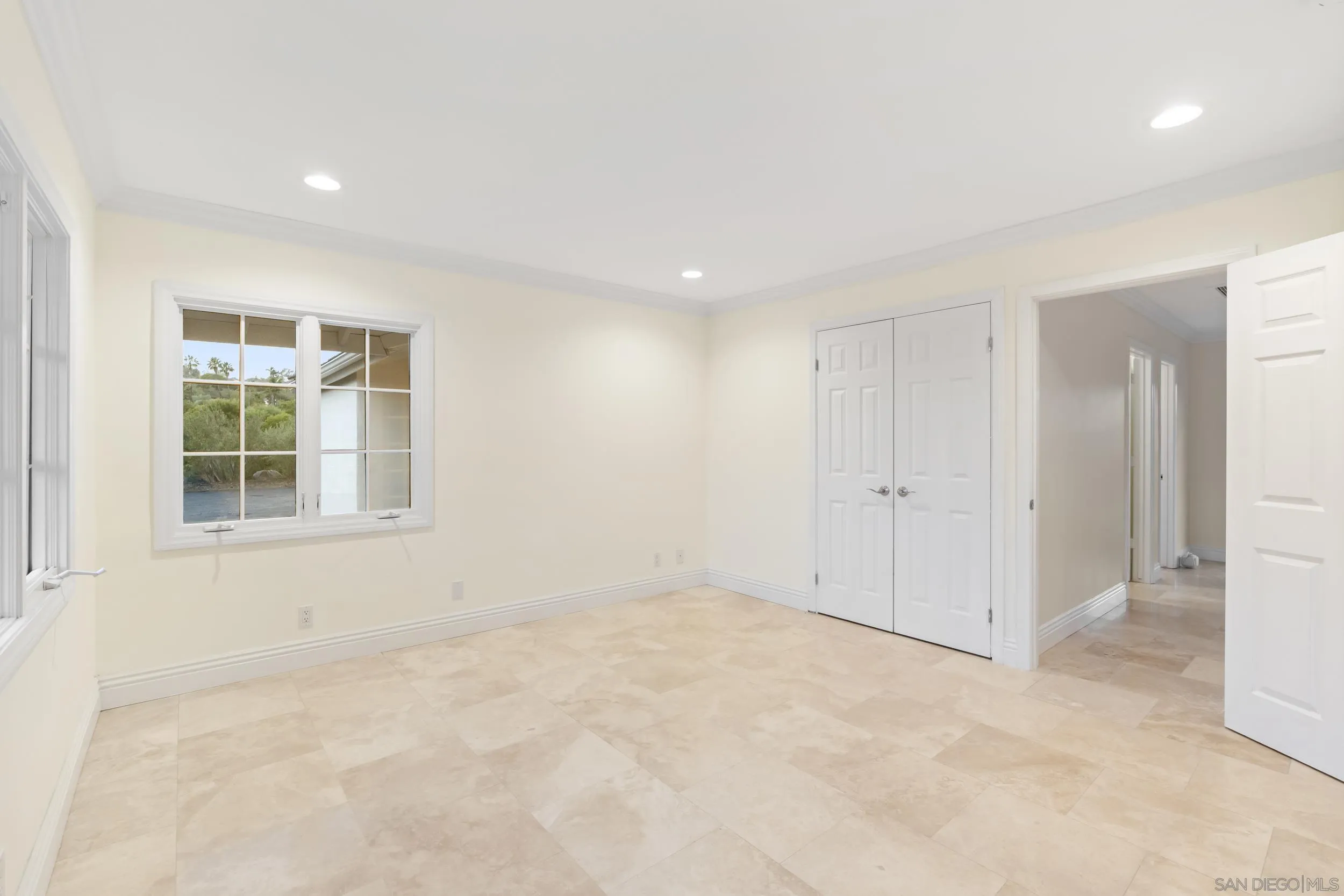 16551 Zumaque Street Rancho Santa Fe, CA 92067 - Photo 32 of 58 Bedroom #4 w/closet, Office, Bonus Room