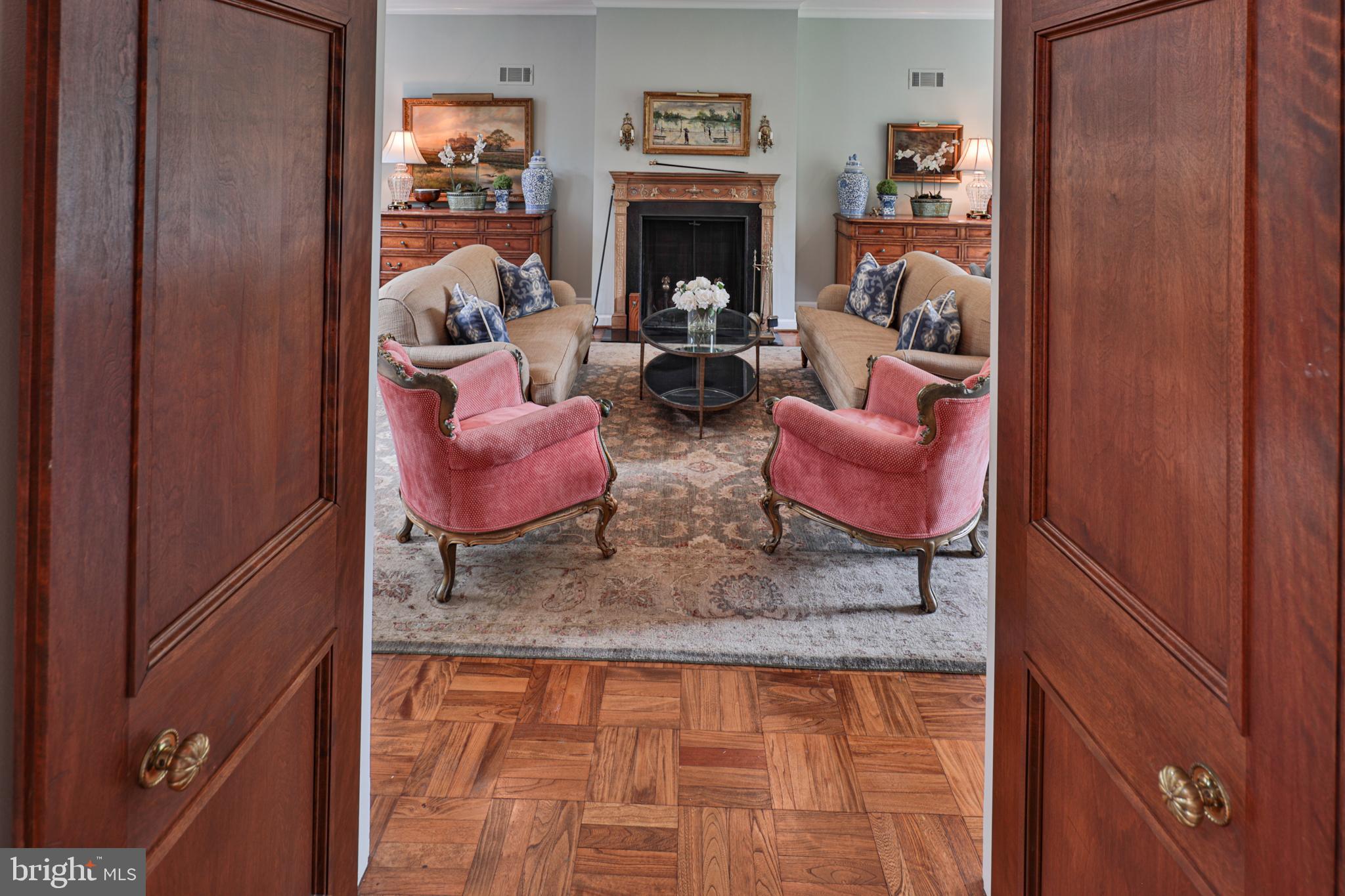 741 County Line Road Villanova, PA 19085 - Photo 5 of 37 Foyer into Living Room