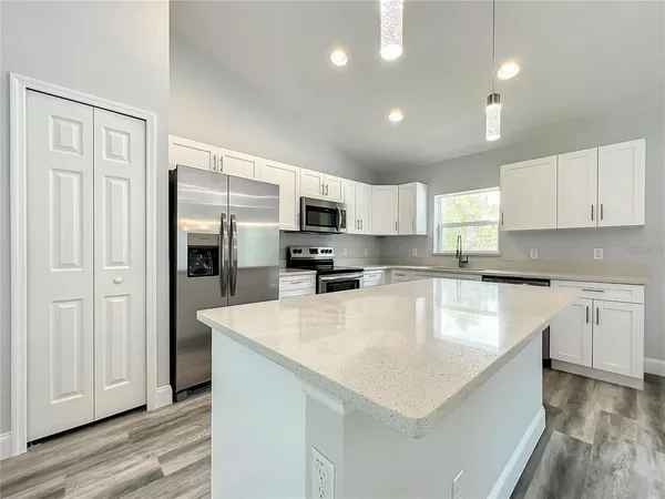 $1,800 | 15962 Southwest 53rd Court, Ocala, FL 34473