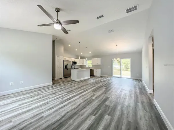 $1,800 | 15962 Southwest 53rd Court, Ocala, FL 34473