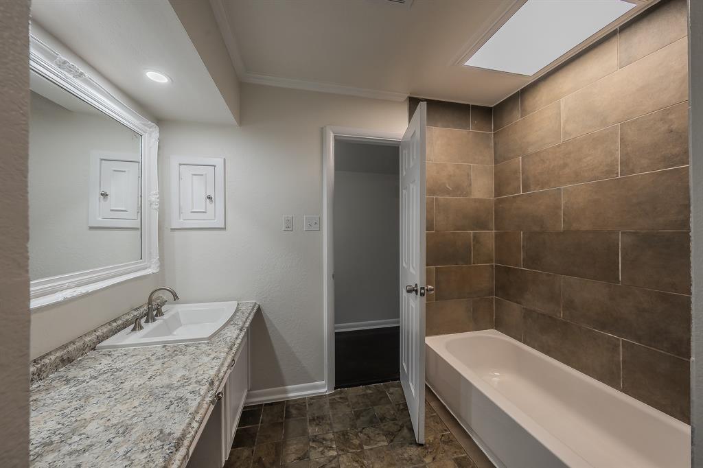 7341 Normandy Road Fort Worth, TX 76112 - Photo 29 of 40