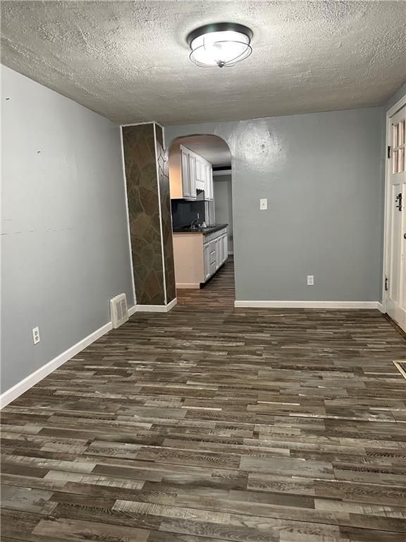 15 Kyle Road Mercer, PA 16137 - Photo 3 of 11