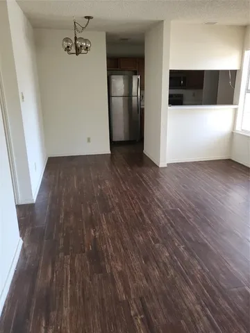 $1,050 | 1741 Crest Grove Drive, Arlington, TX 76012