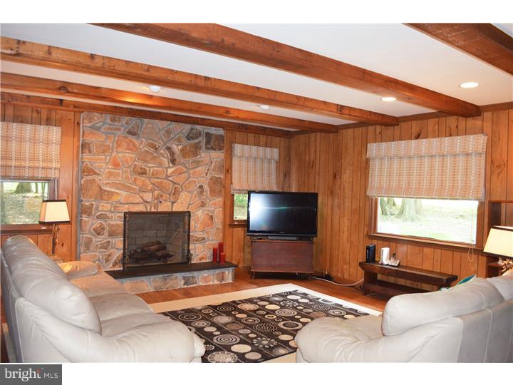 55 Lochatong Road Ewing, NJ 08628 - Photo 3 of 18 Family Room