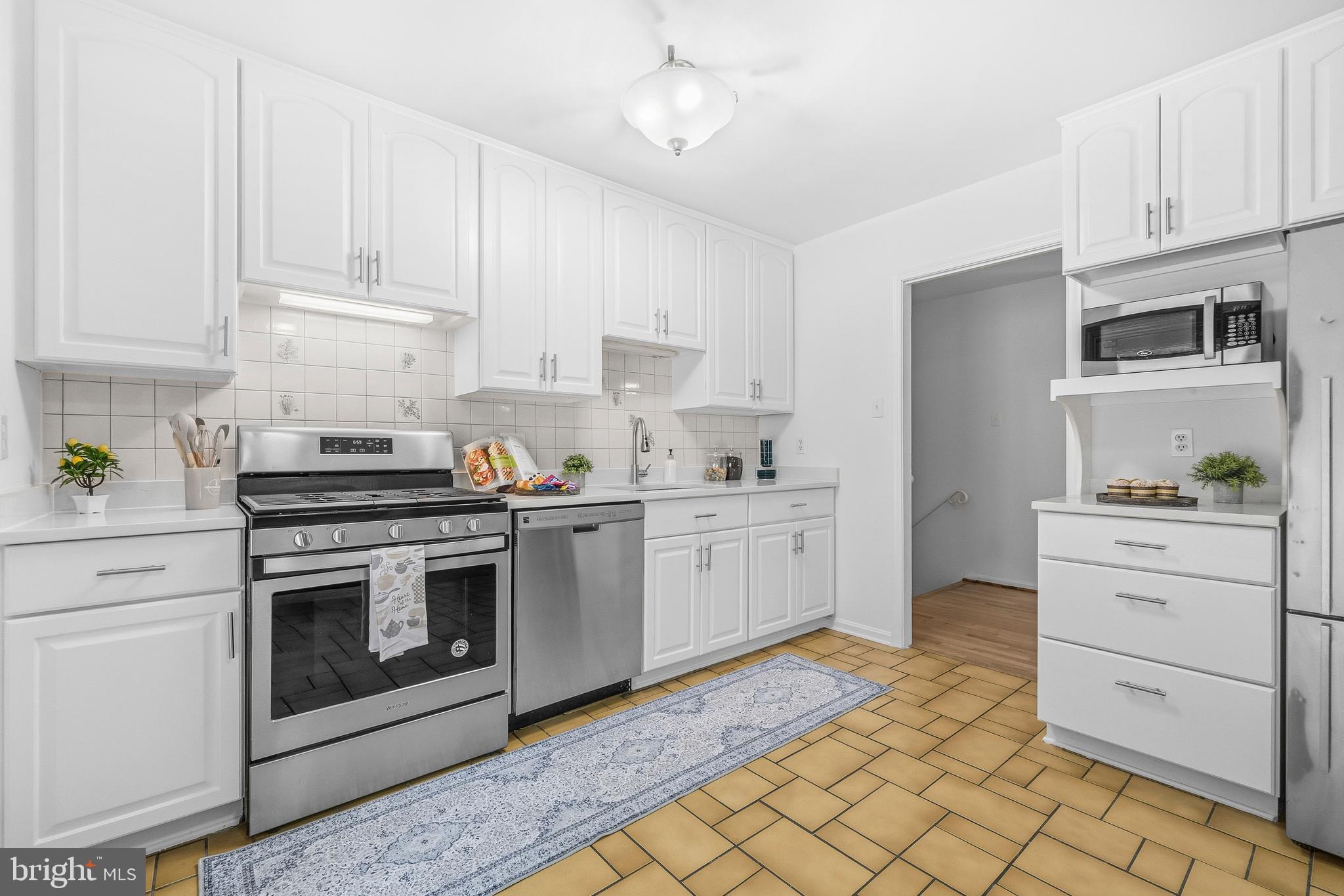 7233 Ashview Drive Springfield, VA 22153 - Photo 14 of 50 Gallery Image 14