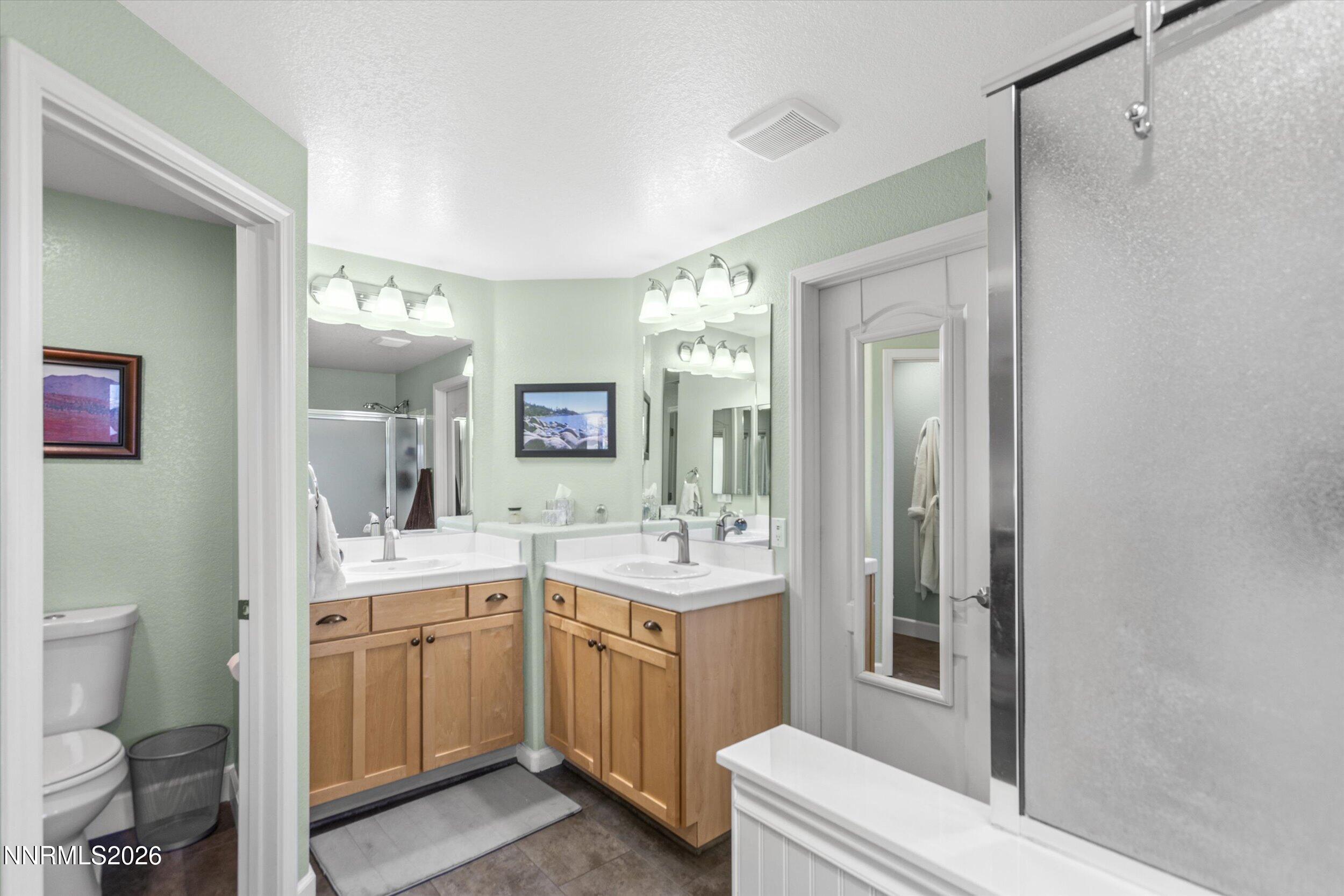 2533 Whitney Oaks Lane Reno, NV 89523 - Photo 14 of 33 29-0Y7A3717