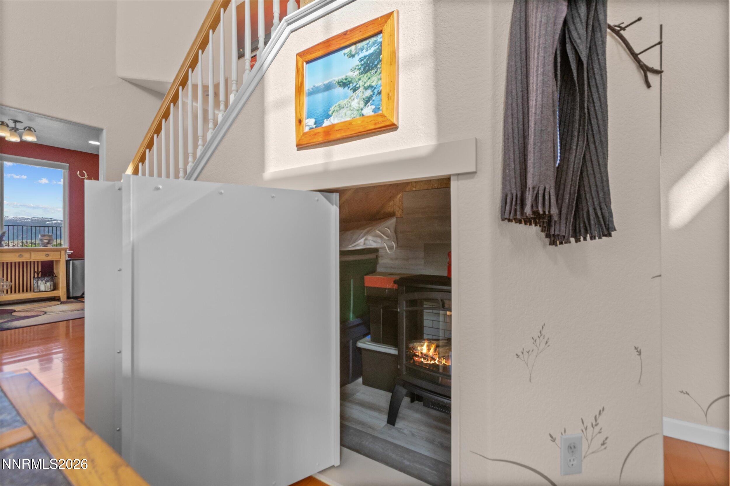 2533 Whitney Oaks Lane Reno, NV 89523 - Photo 9 of 33 11-0Y7A3738